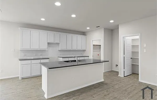 3013 Apple Creek Ave — Photo 15