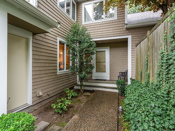 3rd image of 403 Dedham St #D