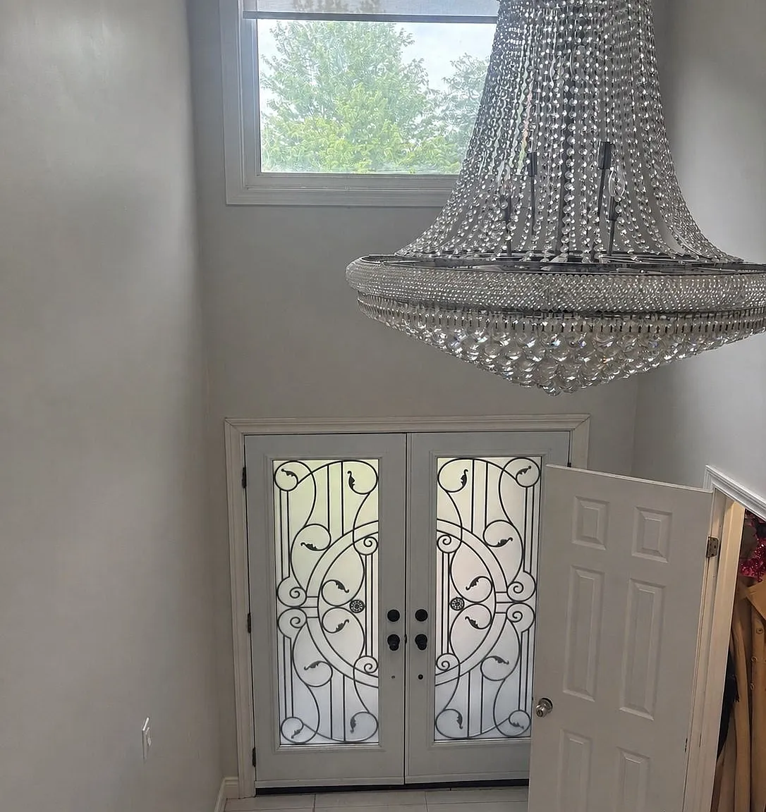 4 bed, $3,500 — Photo 2