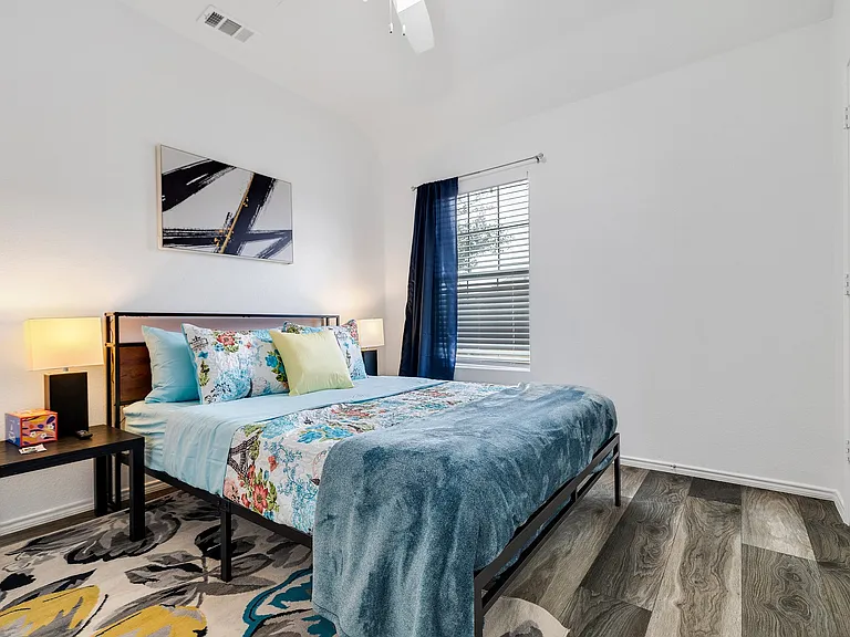10217 Burgundy Dr — Photo 20