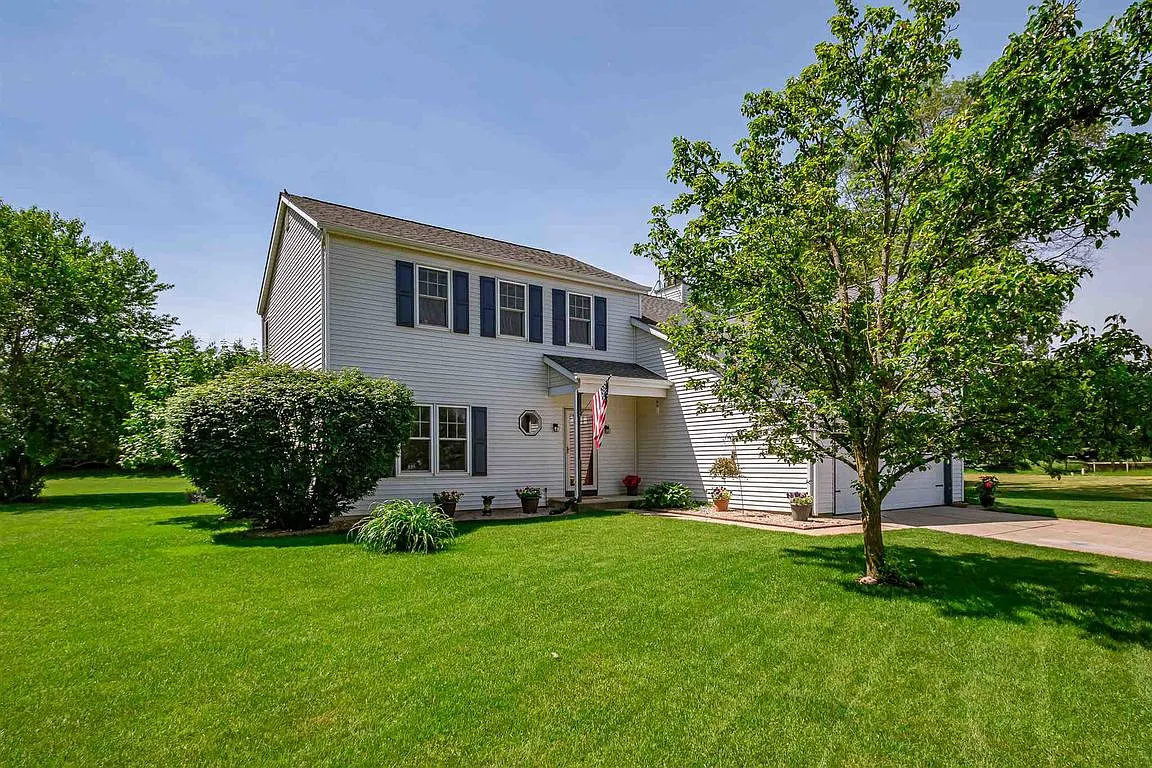 14034 Mallard Pointe Dr photo 1