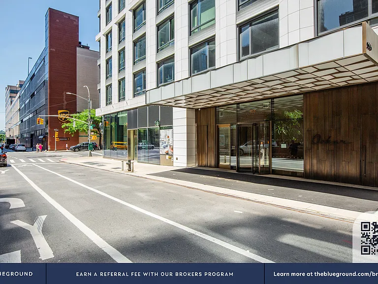 572 11th Ave #8T — Photo 19