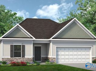 18549 Oxbow Ln, Athens, AL 35613