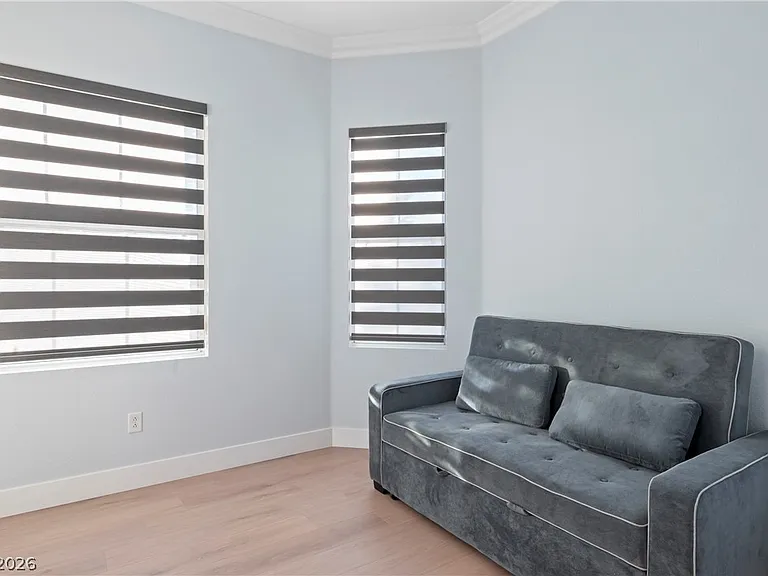 10534 Mandarino Ave — Photo 26