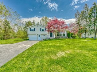 1293 Lake Rd, Webster, NY 14580