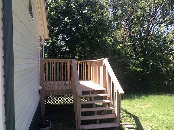 3rd image of 4606 Freund St