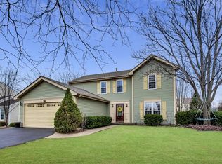 670 Cypress Bridge Rd, Lake Zurich, IL 60047