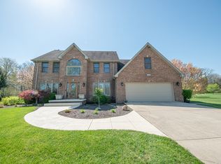 12235 E Otter Creek Ln, Columbus, IN 47203