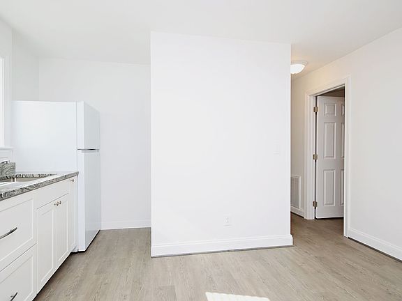 3rd image of 502 Stonehenge Ave #Stonehenge
