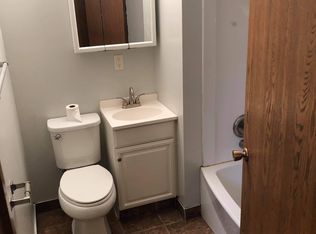 3223 Rockingham Rd #2, Davenport, IA 52802