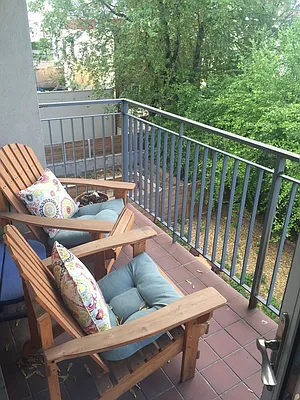 Rented by NYC SPECIALIZED LLC | media 36