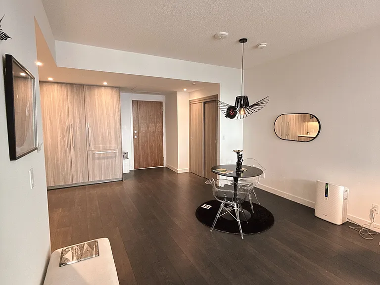 85 McMahon Dr #2608 — Photo 11