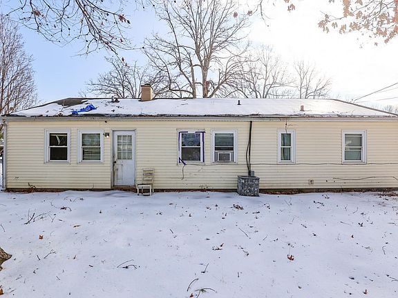 2nd image of 2801 Cornell St