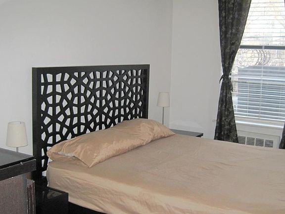4th image of 429 W 45th St APT 1FE