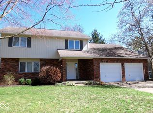 3705 River Rd, Columbus, IN 47203