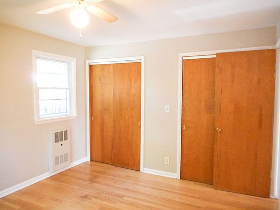 4th image of 311 S Batavia Ave APT 1S