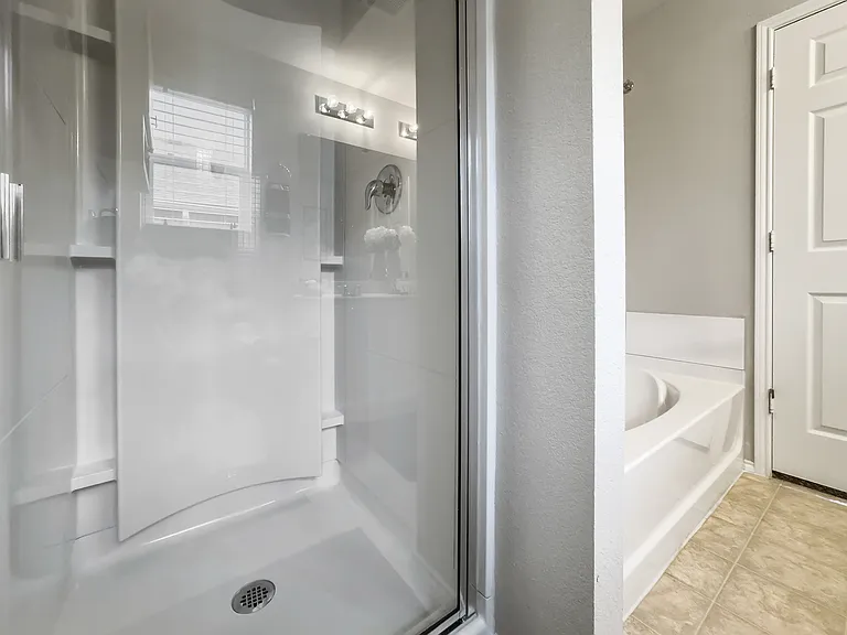 1809 Christopher Creek Dr — Photo 27