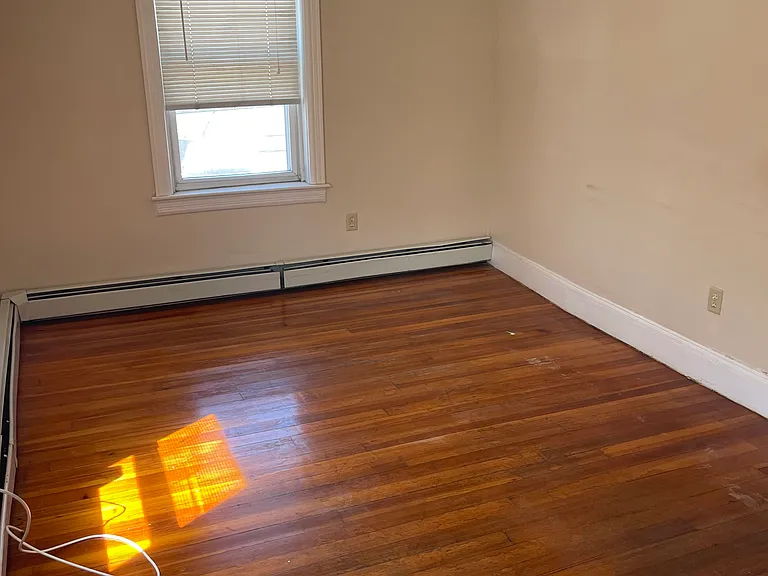 1109 Charles St #2 — Photo 4