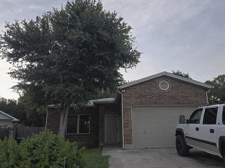 7435 Hunters Land — Photo 4