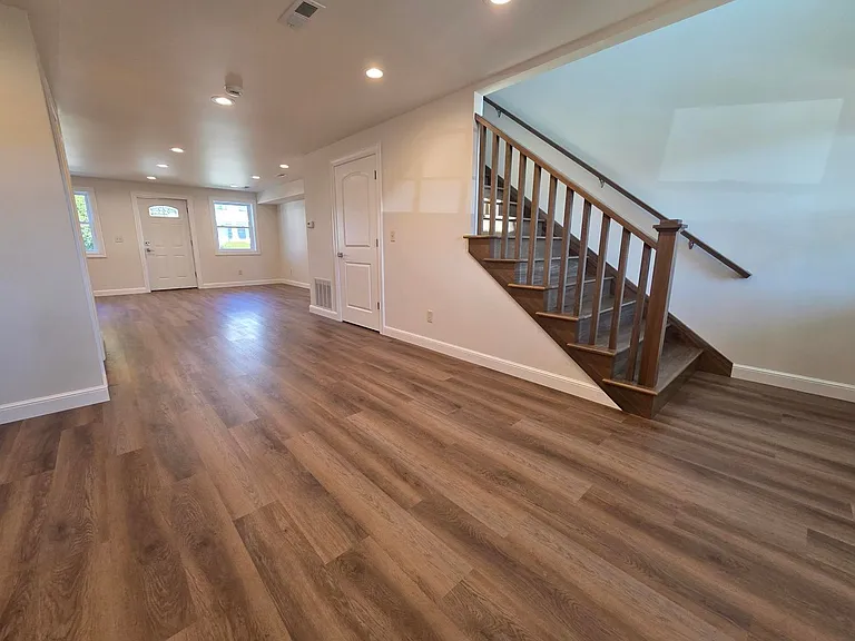 43 W Main St — Photo 3