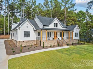 129 Greens Rd, Granite Falls, NC 28630