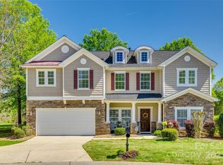 722 Sandy Green Ct, Fort Mill, SC 29715