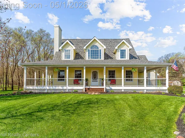 3983 Wing Dr, Pinckney, MI 48169
