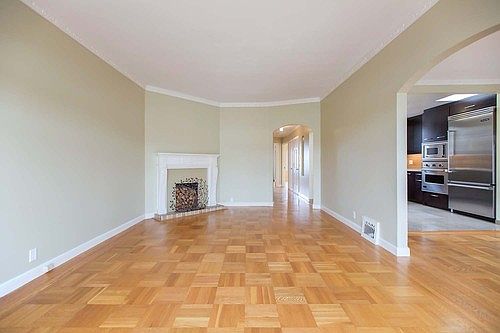 3rd image of 1739 41st Ave