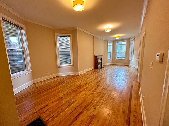 2nd image of 2441 W Cortland St #1