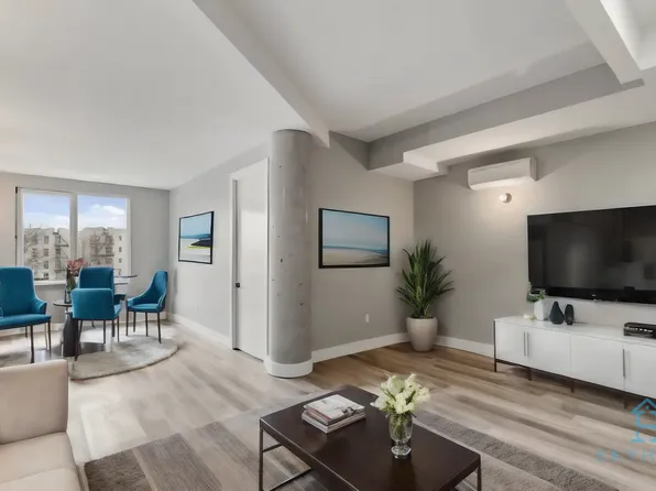 641 East 28th Street 2F image 1 of 22