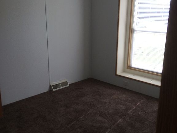 2nd image of 214 Beach Dr