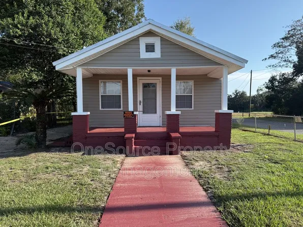 1027 4th St, Quincy, FL 32351