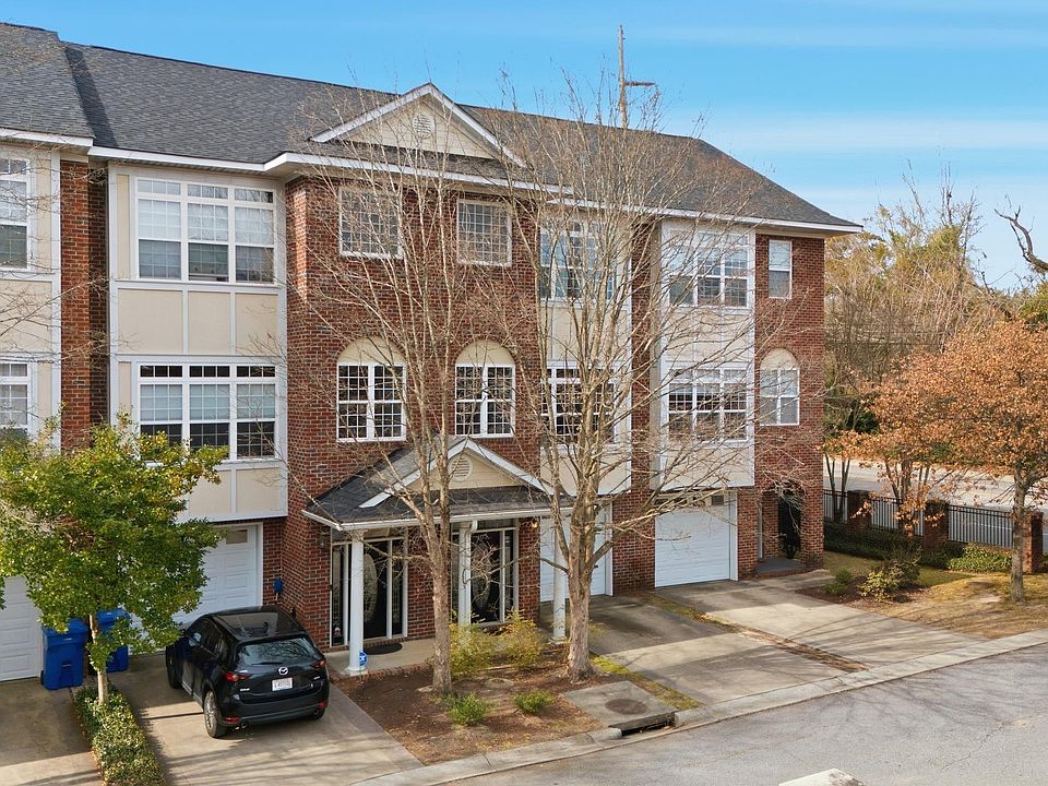 1st image of 102 Rio Rose Cir