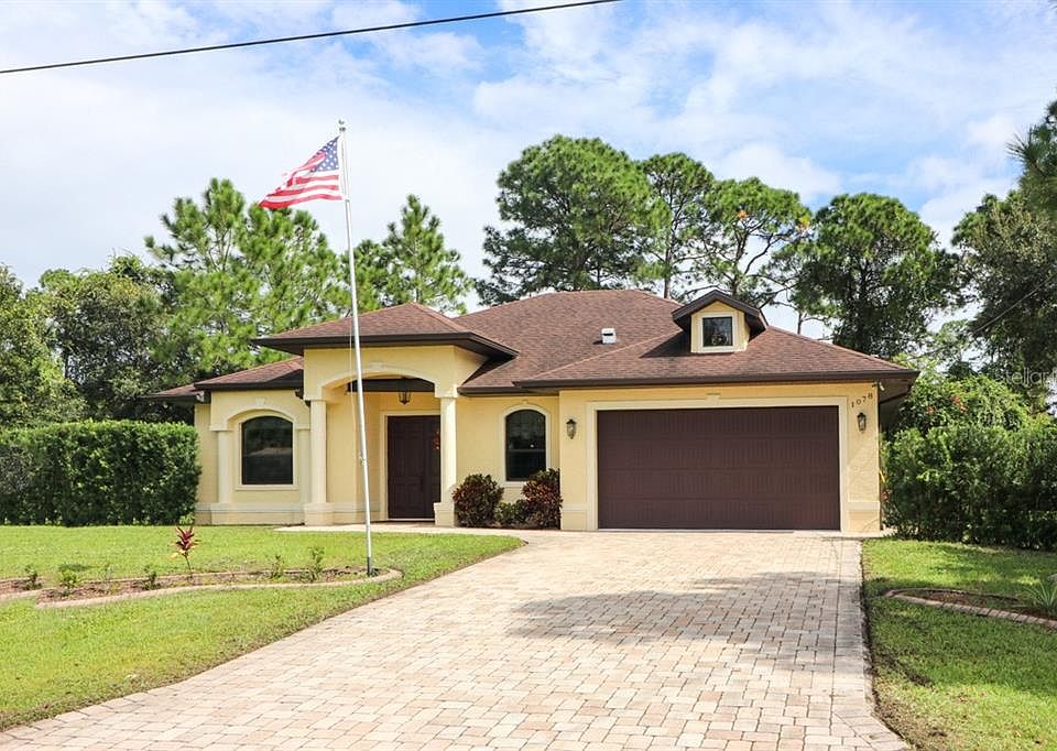 1st image of 1078 Arredondo St