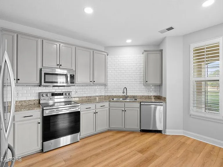 555 Rarity Bay Pkwy #106 — Photo 9