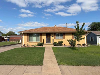 1316 Eisenhower Rd, Hays, KS, 67601