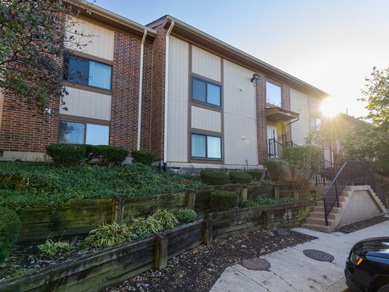 387 Wilmington Dr #C, Bartlett, IL 60103