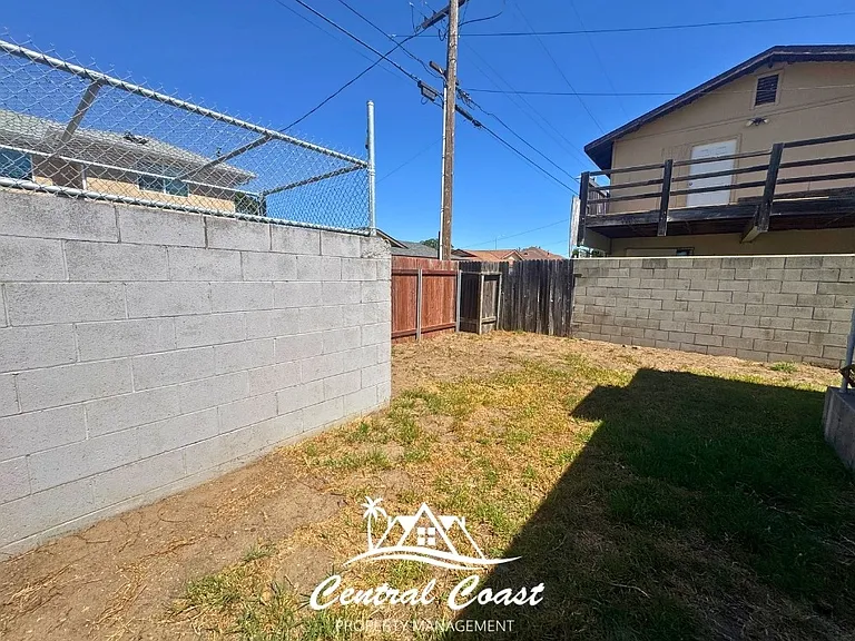 S Lincoln St — Photo 13