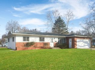 802 E Sunnycrest Dr, Urbana, IL