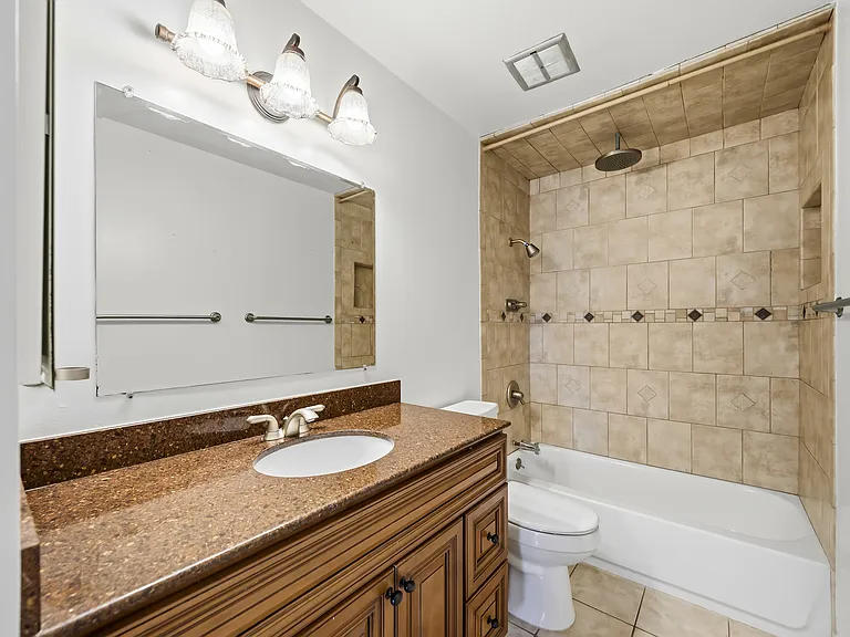 8566 Club House Dr — Photo 17