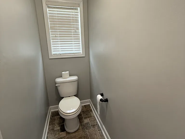 109 Pembury Way — Photo 42