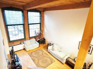 25 Grand St APT 140, Norwalk, CT 06851
