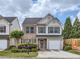 9548 Lakeview Rd, Union City, GA 30291