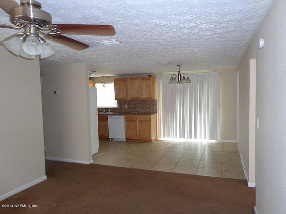 2nd image of 454 Blairmore Blvd
