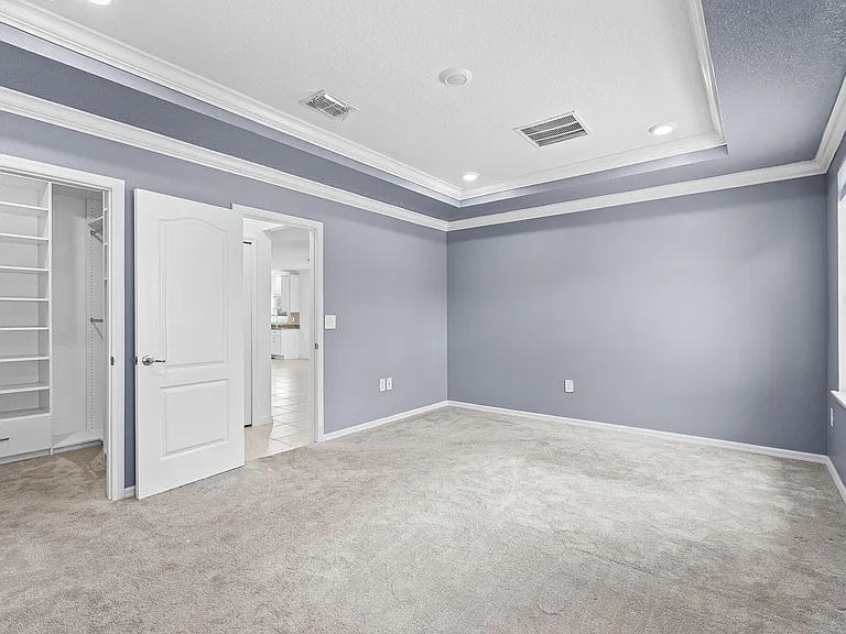 681 SW Millard Dr — Photo 24