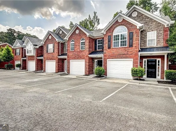 221 Morris Ln, Woodstock, GA 30188