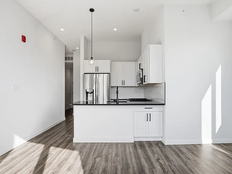 2301 Frankford Ave — Photo 31