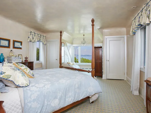 8029 Shore Road image 9 of 14