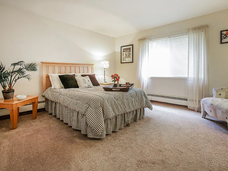 Canterbury Apartment Homes — Photo 63