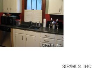 1 W Elm St, Alton, IL 62002